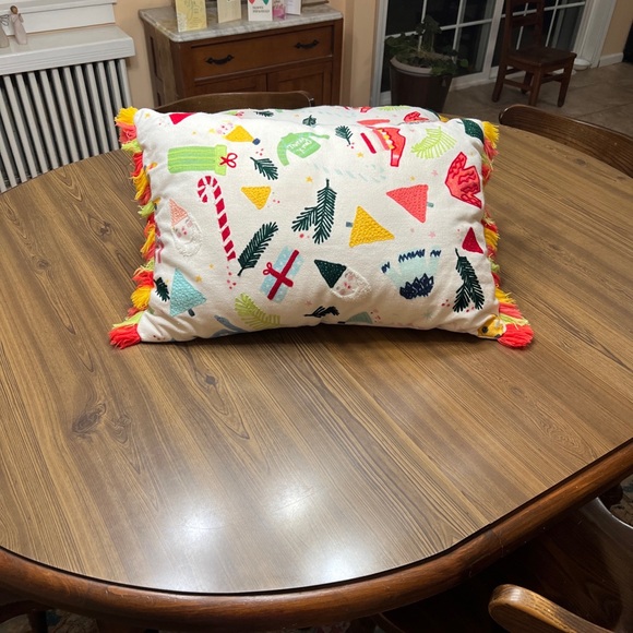 Christmas Pillows (2) Cute Oblong With Fringe Gnomes, Trees Sweaters Candy Canes - Picture 4 of 11